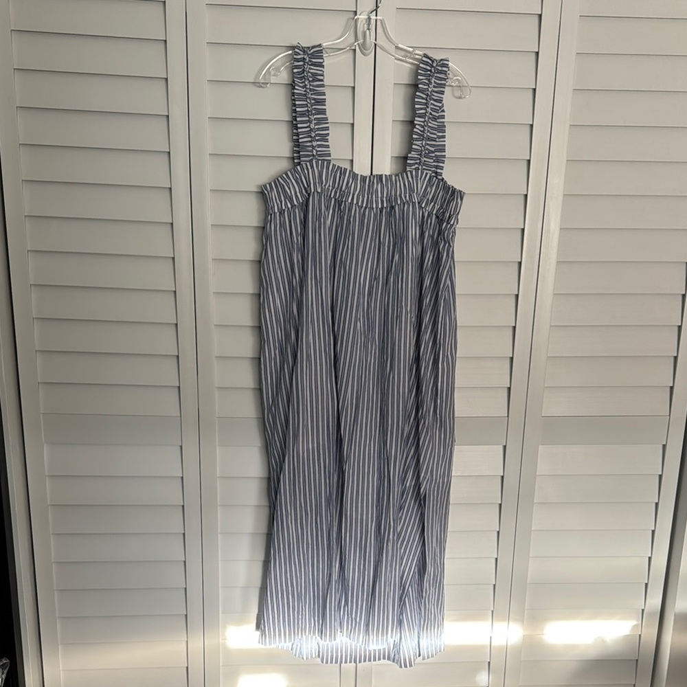 J. Crew Blue Oversized Smocked Sundress Square Neck Midi,half lined, side slits. - Picture 6 of 9